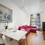 35Qm Deluxe Apartment Suites Im Stil Design Hotel Vosteen Naehe Der Kaiserburg