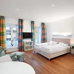 35Qm Deluxe Apartment Suites Im Stil Design Hotel Vosteen Naehe Der Kaiserburg
